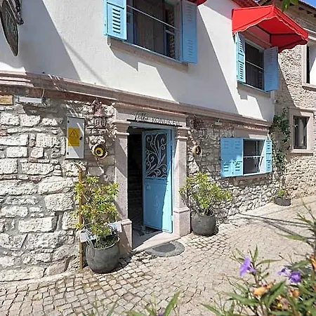 Tetka Hotel