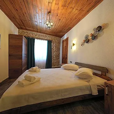 Hotel Tetka 2*